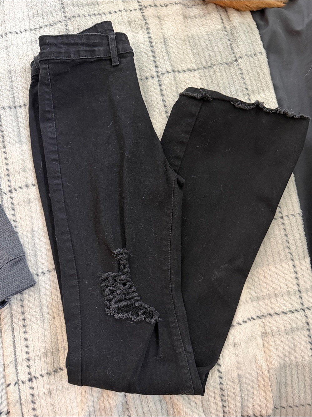 SHEIN Black Women's Skinny Jeans with Distressed Knee